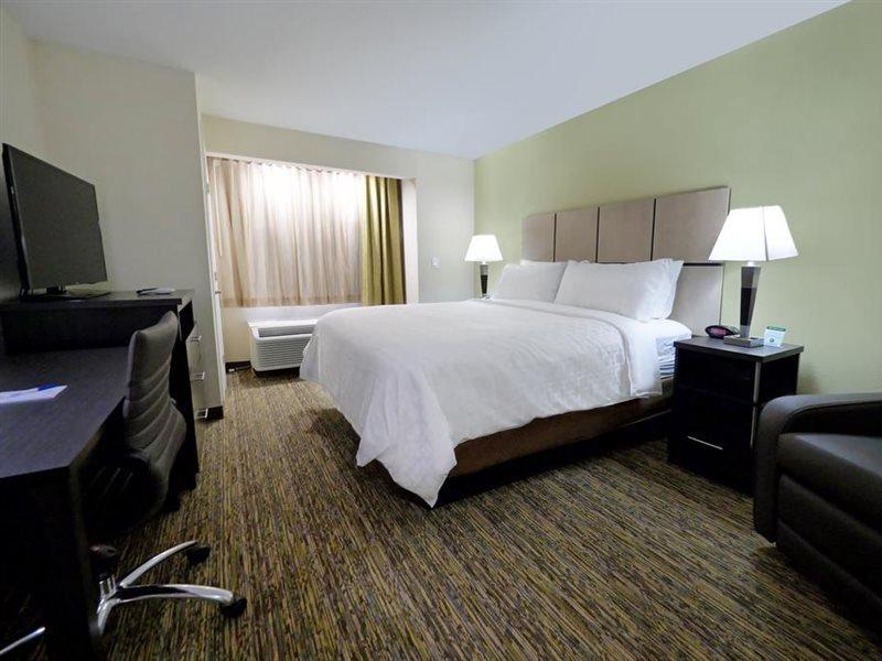 Candlewood - Plano Medical Center Hotel 2*