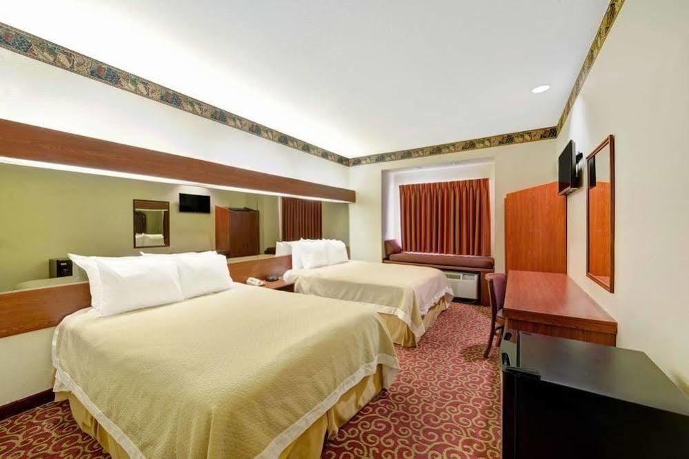 Candlewood - Plano Medical Center Hotel Dallas