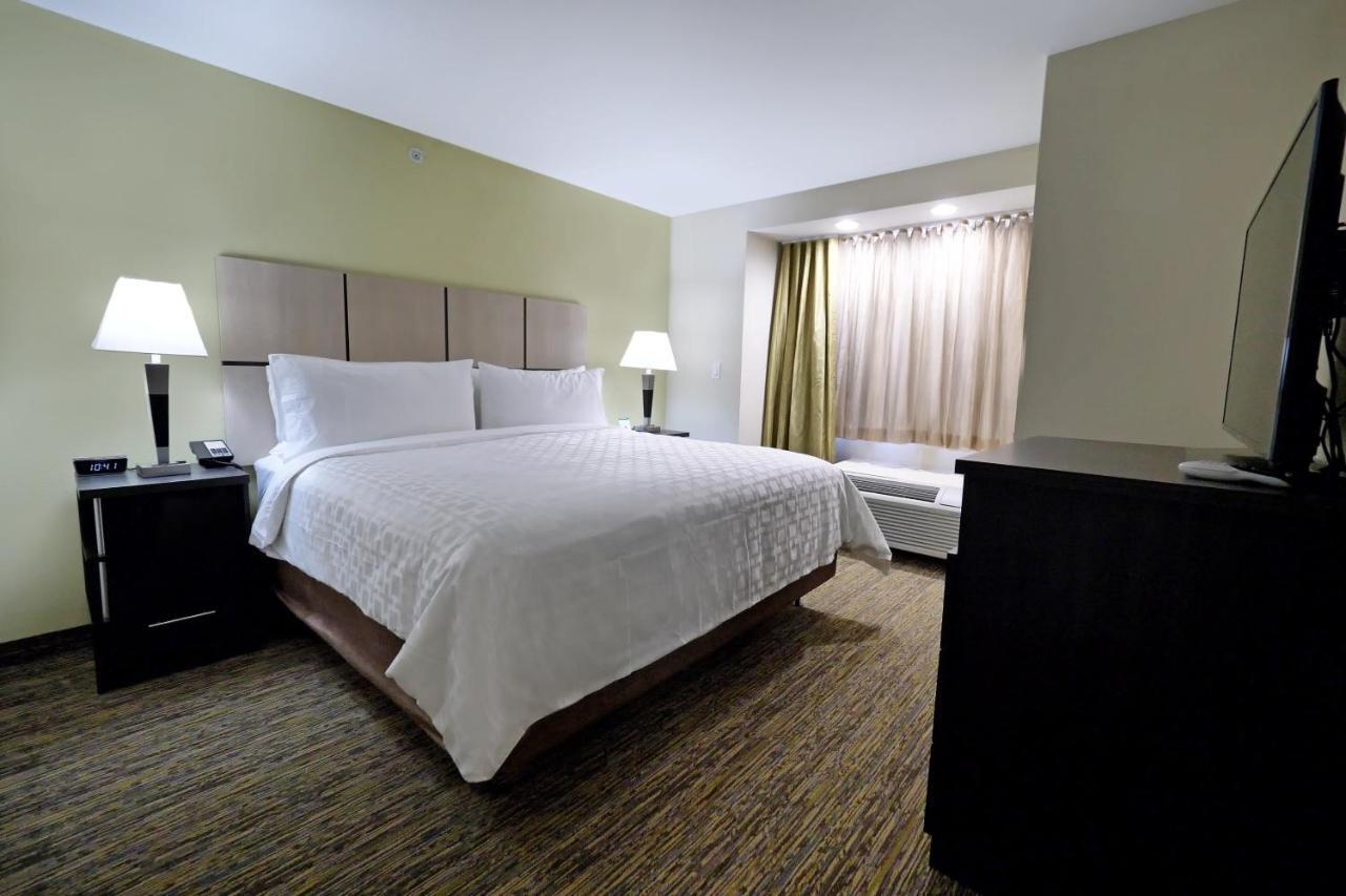 Candlewood - Plano Medical Center Hotel 2*